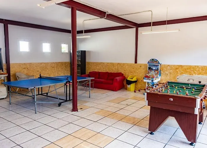 Camping Deva Κάμπινγκ *