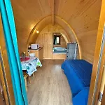 مكان تخييم Camping Deva *